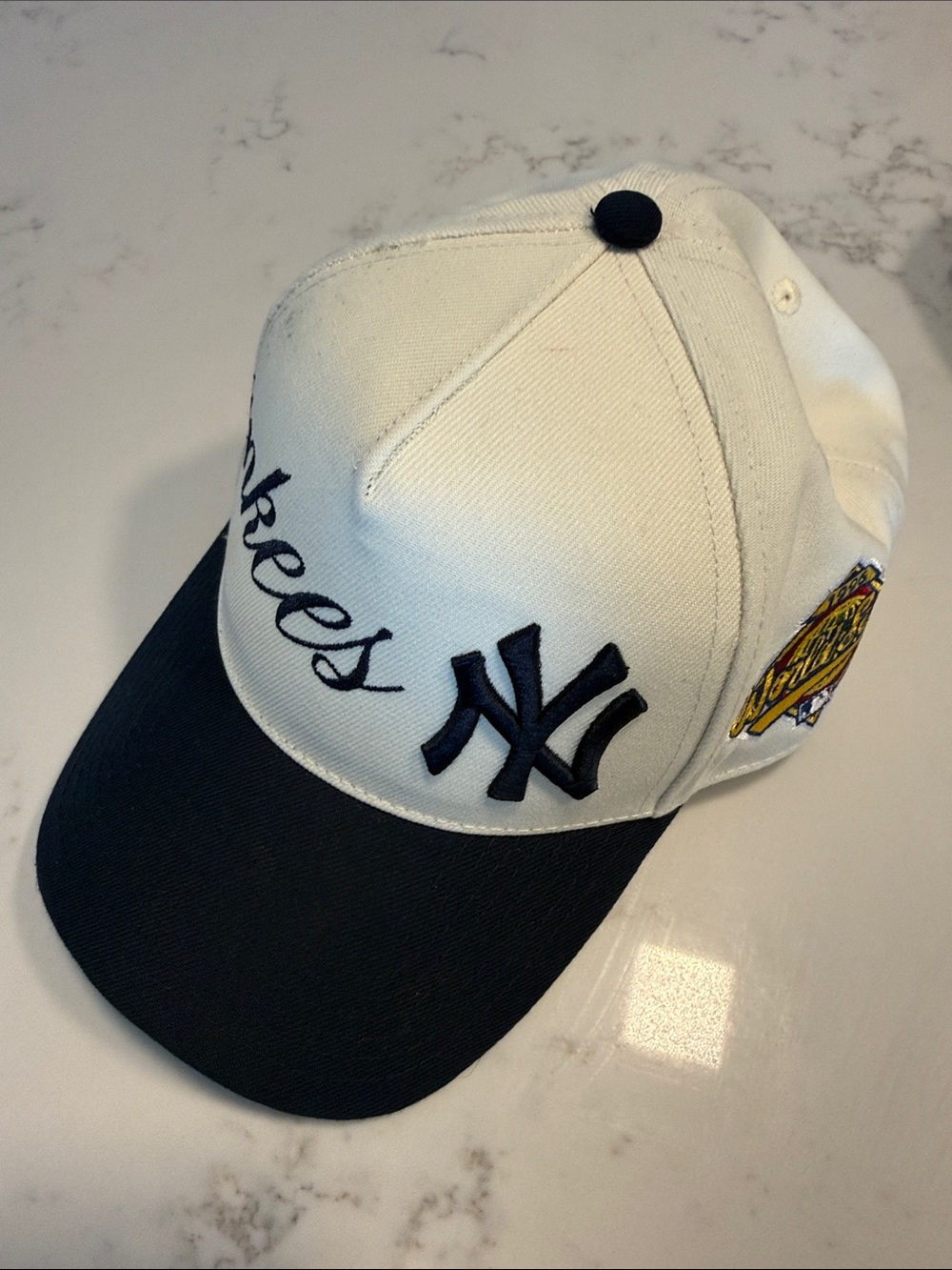 New York Yankees White & Navy Baseball Cap